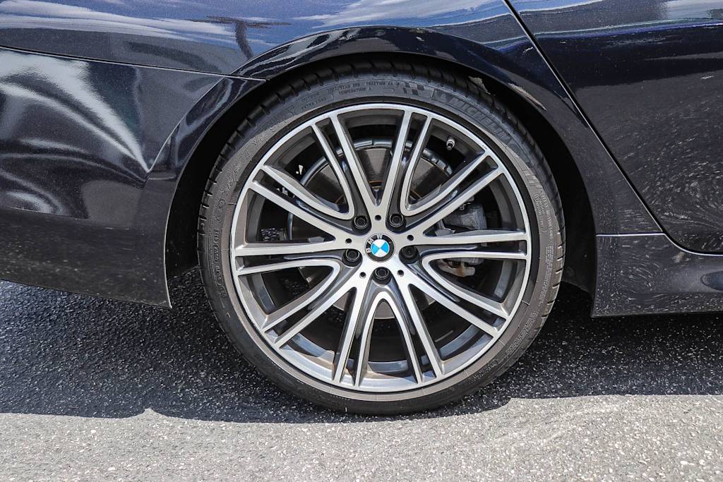 Thumbnail: 2020 BMW 5 Series - 11