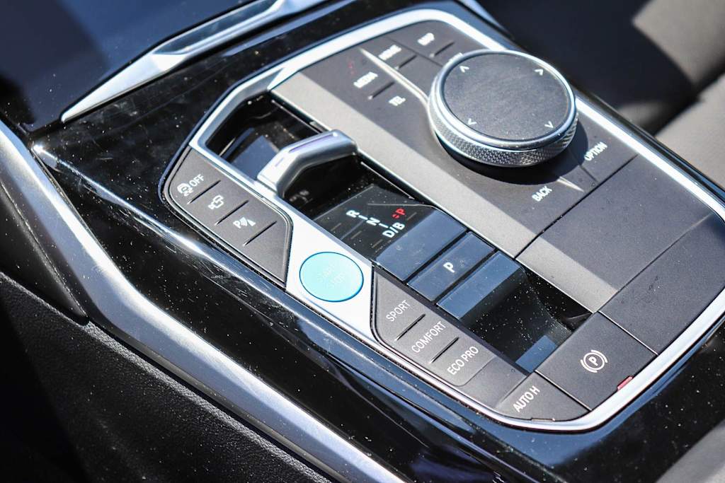 Thumbnail: 2023 BMW i4 - 6