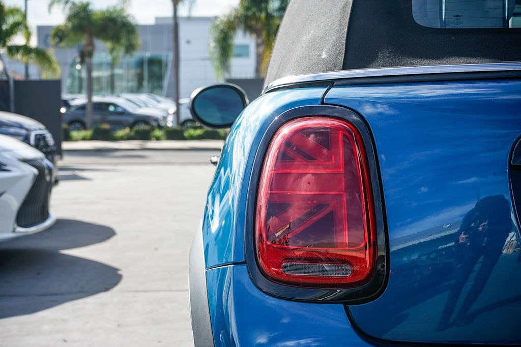 Thumbnail: 2022 MINI Cooper - 11