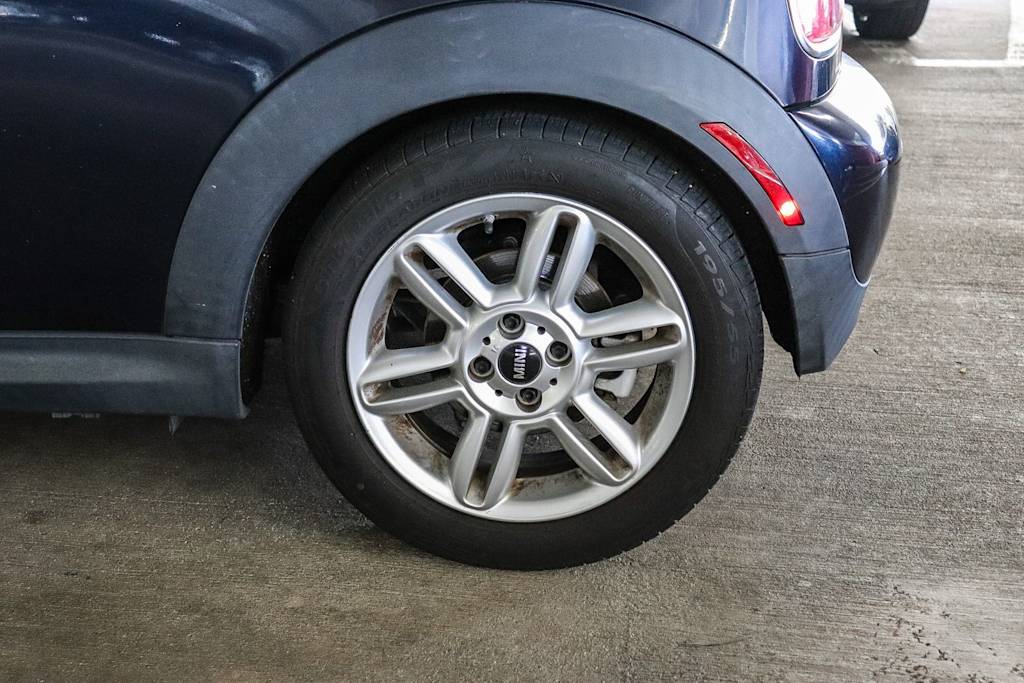 Thumbnail: 2013 MINI Cooper - 11