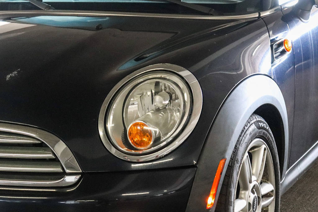 Thumbnail: 2013 MINI Cooper - 10