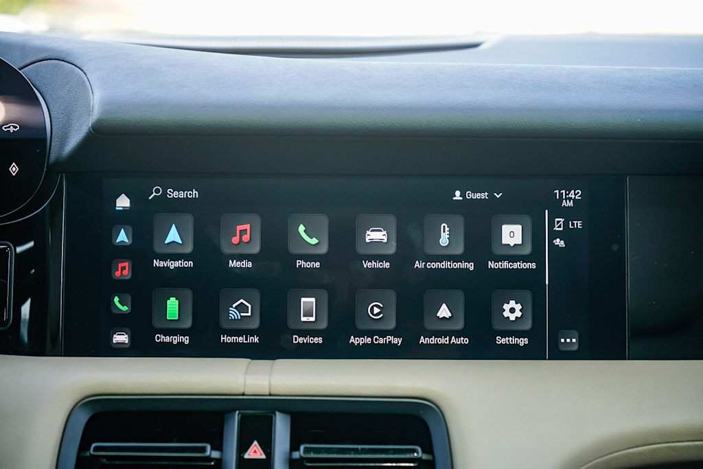 Thumbnail: 2023 Porsche Taycan - 20