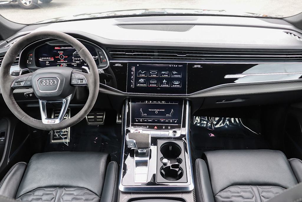 Thumbnail: 2022 Audi RS Q8 - 2