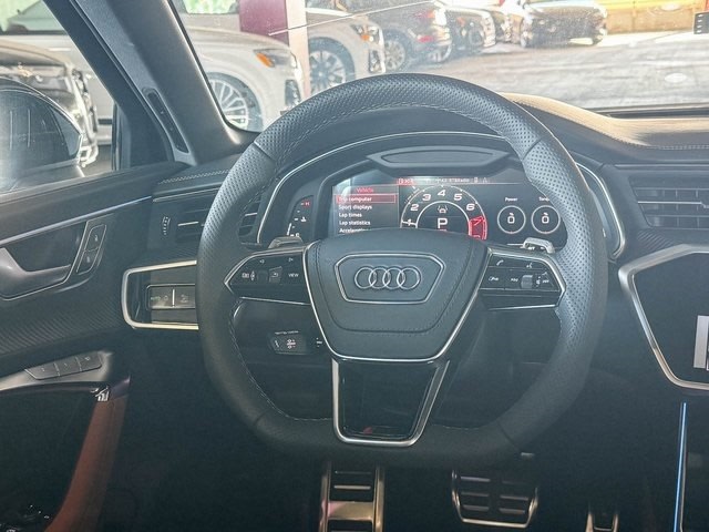 Thumbnail: 2025 Audi RS 6 - 12