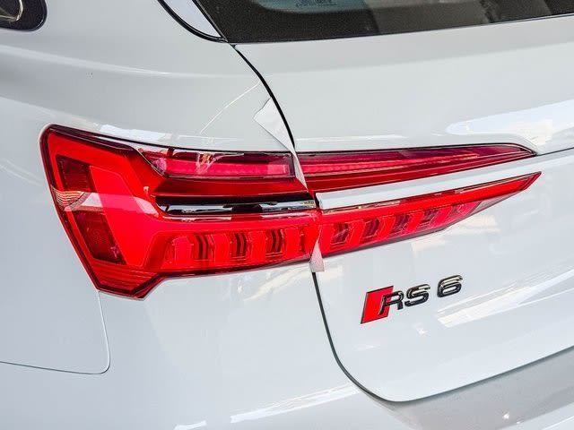Thumbnail: 2025 Audi RS 6 - 19