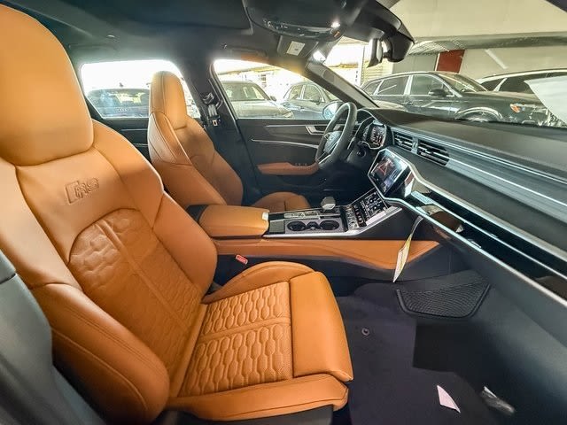 Thumbnail: 2025 Audi RS 6 - 9
