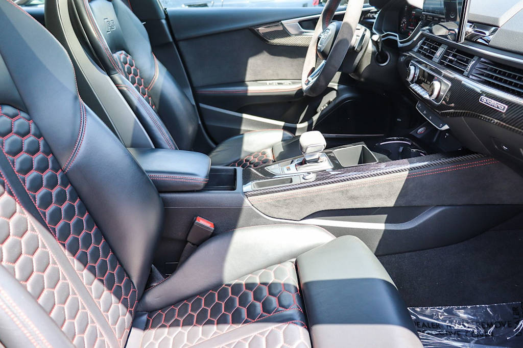 Thumbnail: 2022 Audi RS 5 - 9