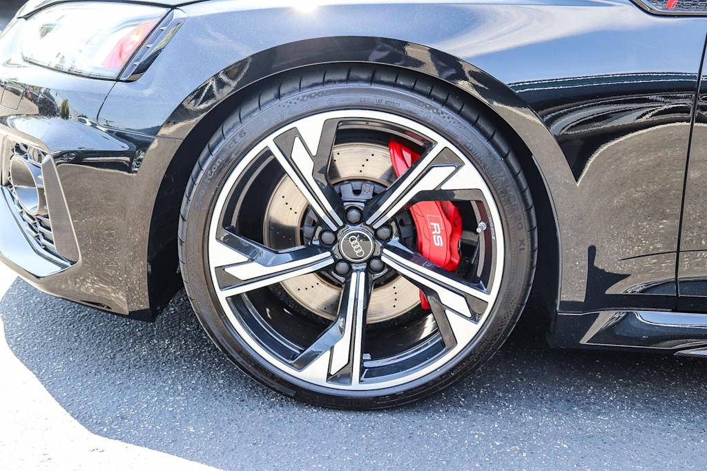 Thumbnail: 2022 Audi RS 5 - 6