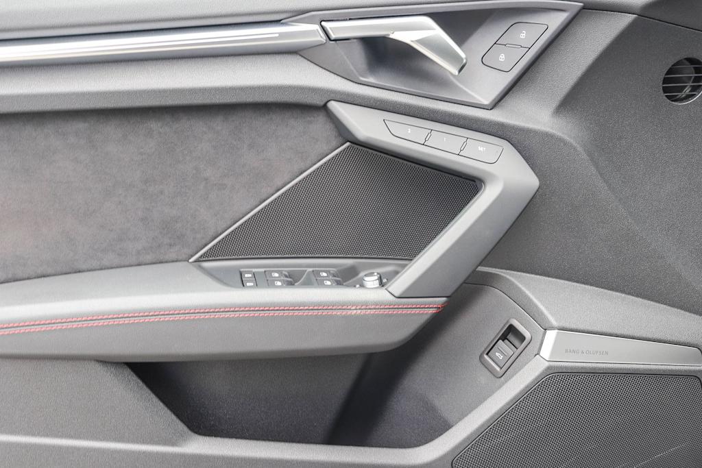 Thumbnail: 2023 Audi RS 3 - 26