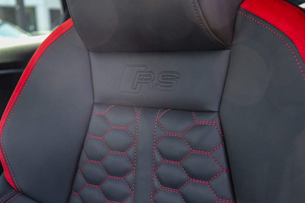 Thumbnail: 2024 Audi RS 3 - 29