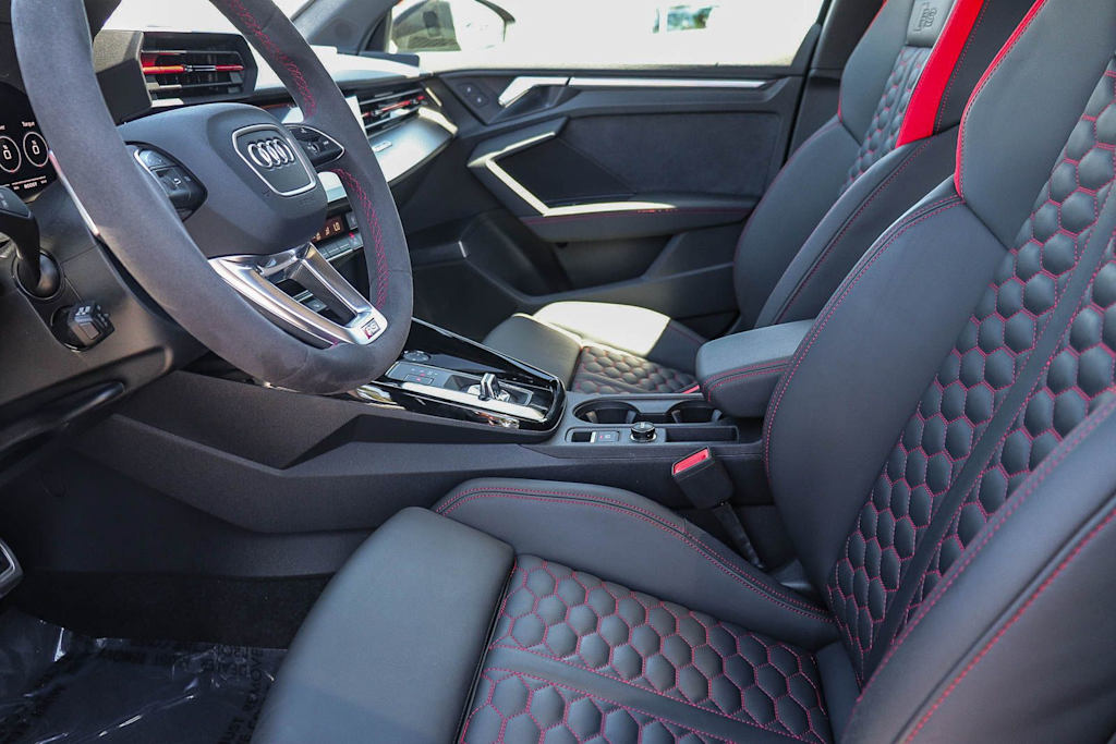 Thumbnail: 2024 Audi RS 3 - 11