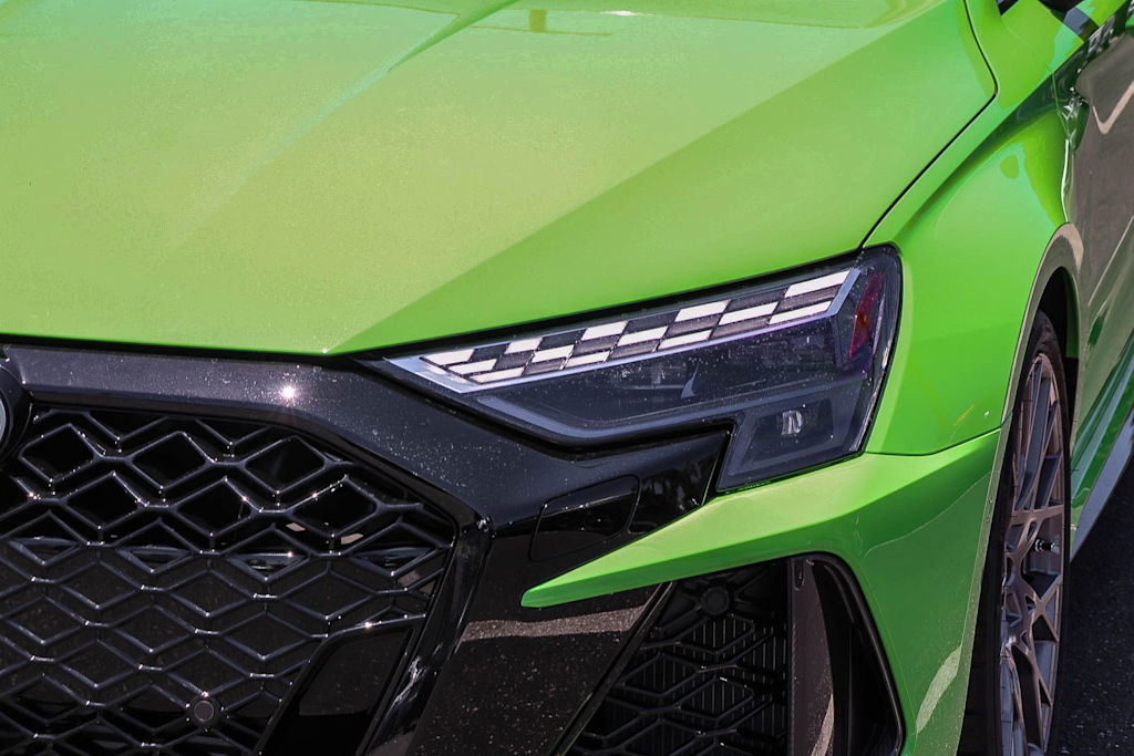 Thumbnail: 2026 Audi RS 3 - 17