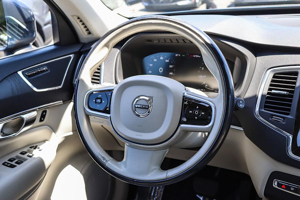 Thumbnail: 2020 Volvo XC90 - 2