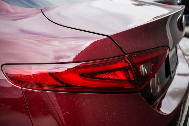 2019 Alfa Romeo Giulia Base 10