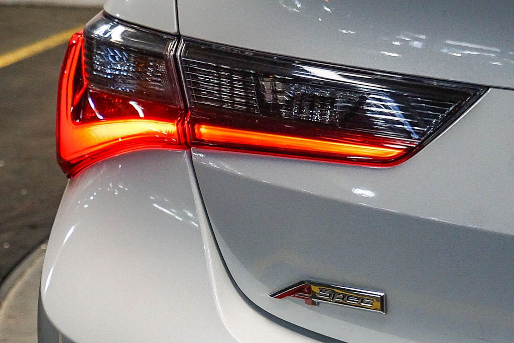 Thumbnail: 2021 Acura ILX - 24