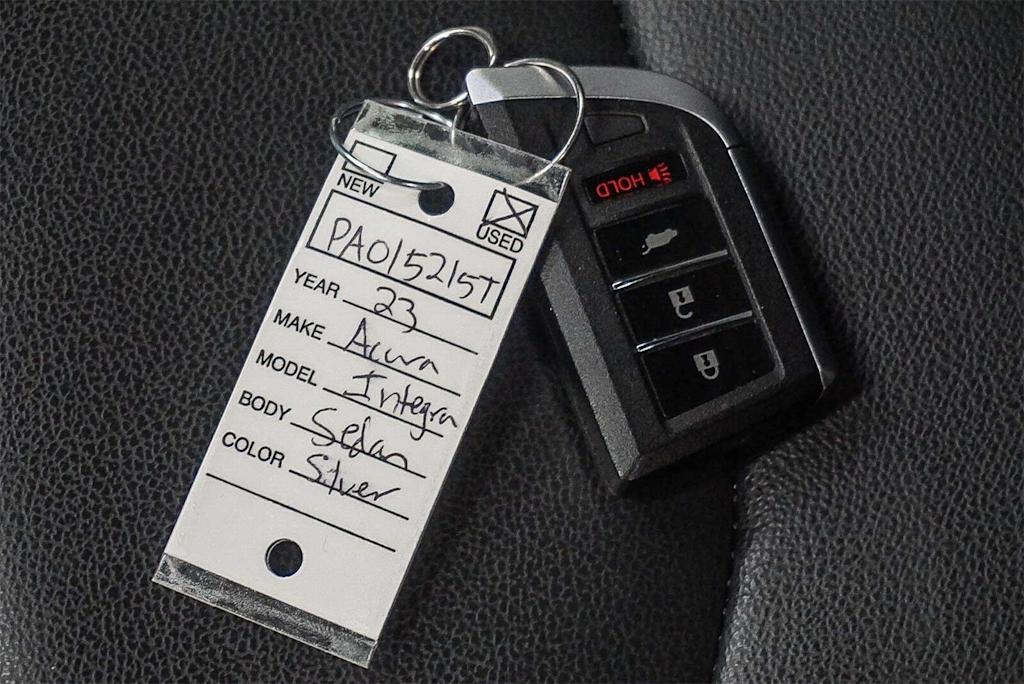 Thumbnail: 2023 Acura Integra - 15