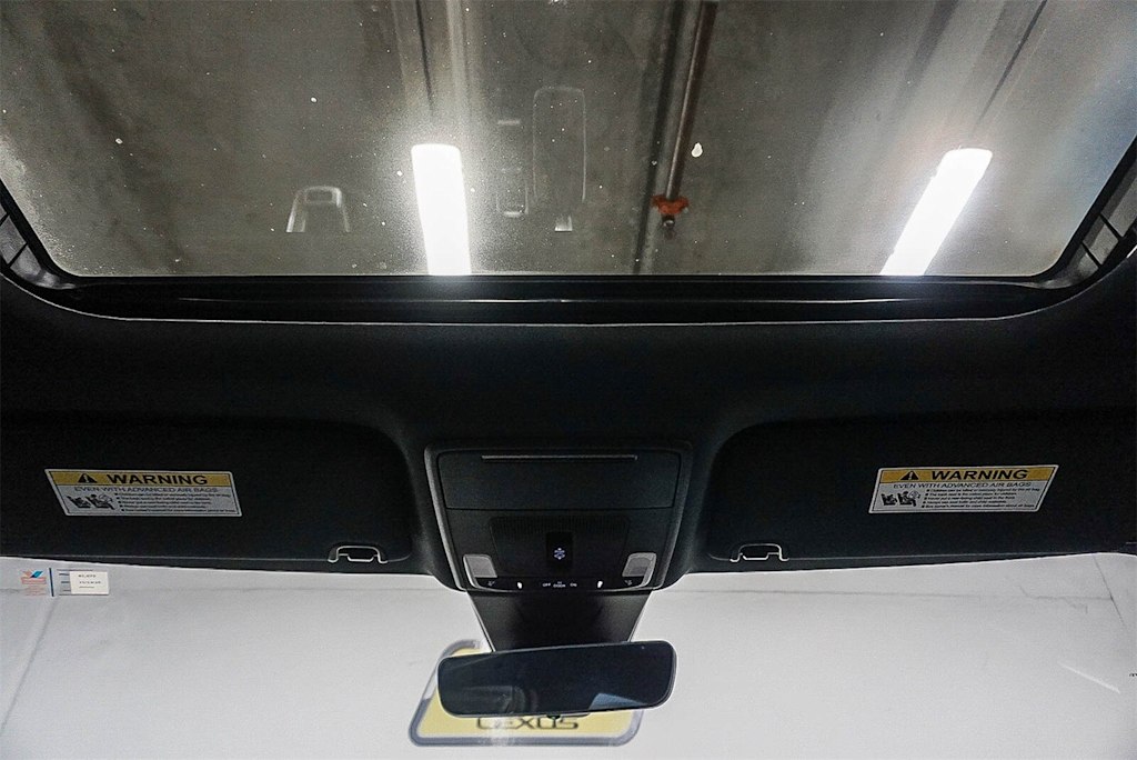 Thumbnail: 2023 Acura Integra - 24