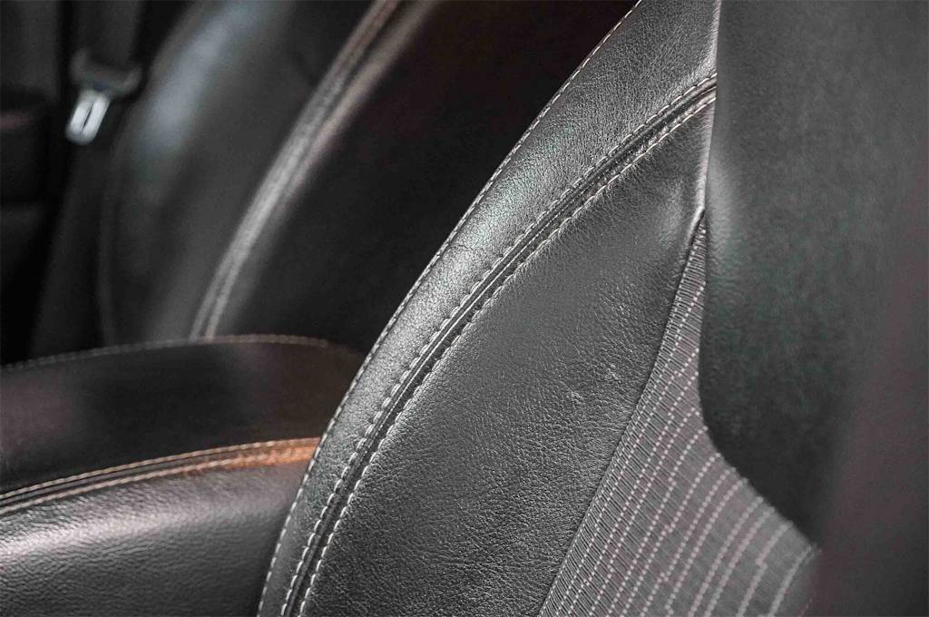 Thumbnail: 2014 Jeep Wrangler - 23