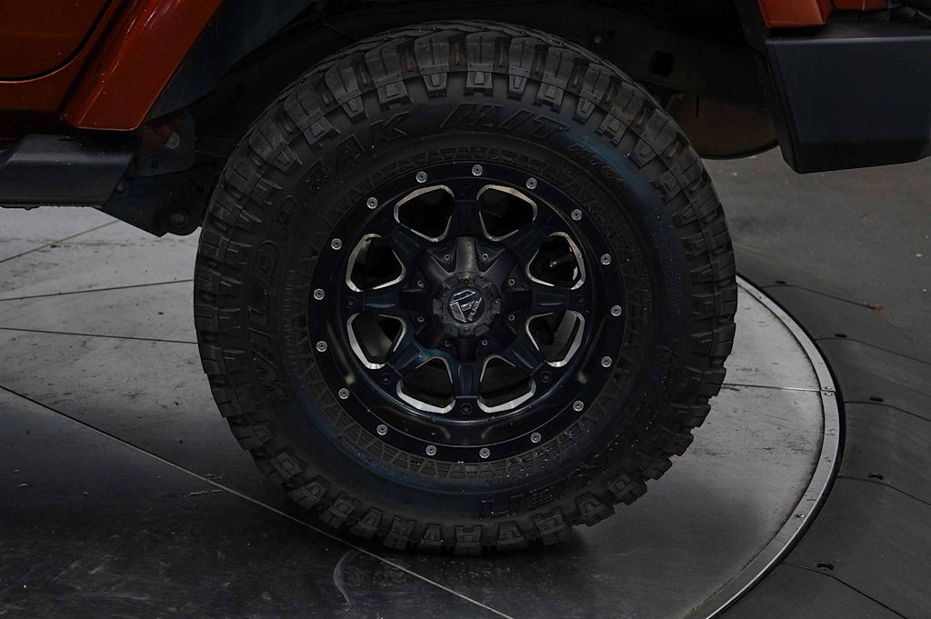 Thumbnail: 2014 Jeep Wrangler - 22