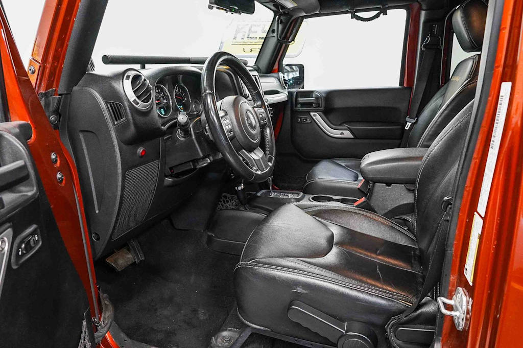 Thumbnail: 2014 Jeep Wrangler - 10