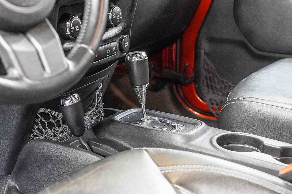 Thumbnail: 2014 Jeep Wrangler - 16