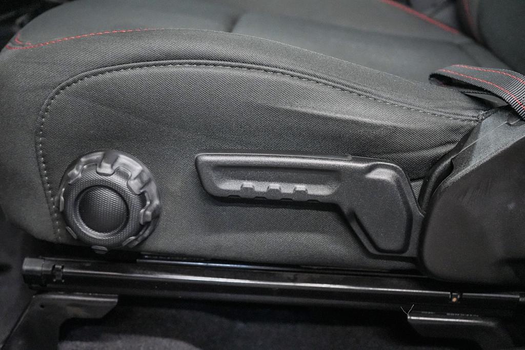2021 Jeep Wrangler Unlimited Rubicon 28