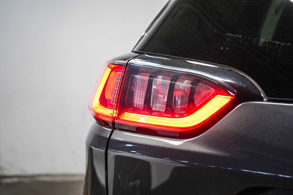 Thumbnail: 2020 Jeep Cherokee - 24