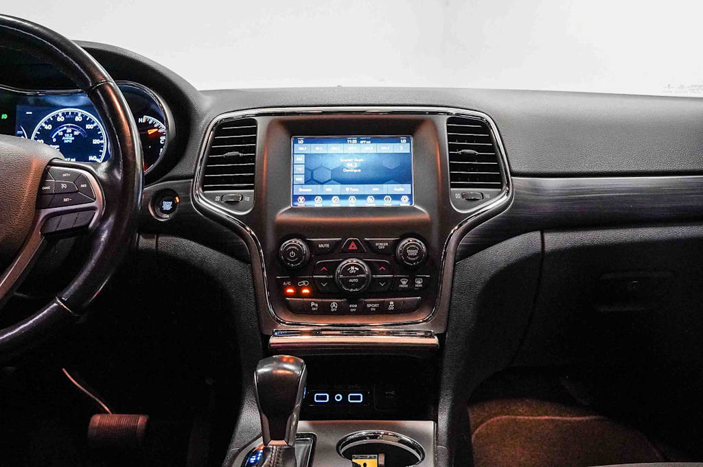 Thumbnail: 2021 Jeep Grand Cherokee - 8