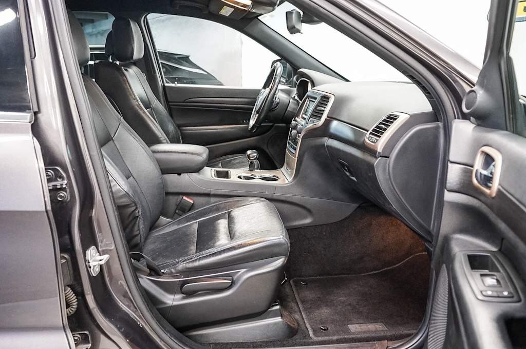 Thumbnail: 2015 Jeep Grand Cherokee - 10