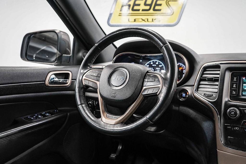 Thumbnail: 2015 Jeep Grand Cherokee - 13