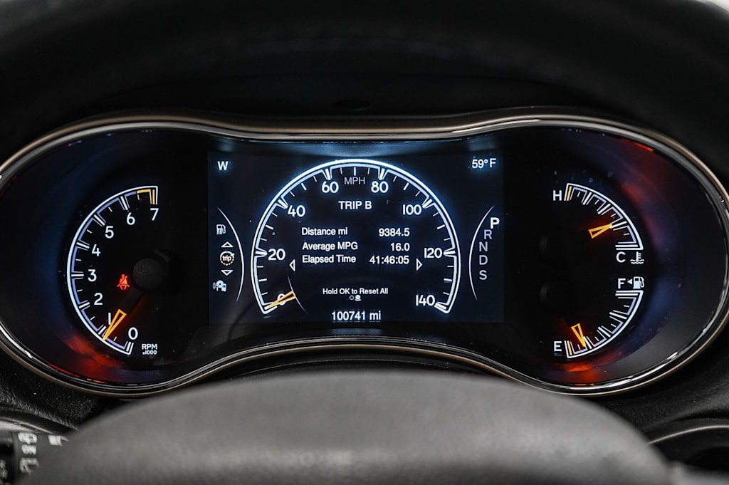 Thumbnail: 2015 Jeep Grand Cherokee - 17