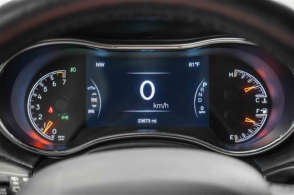 Thumbnail: 2022 Jeep Grand Cherokee - 16