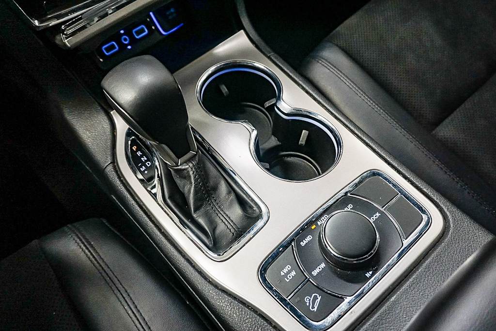 Thumbnail: 2022 Jeep Grand Cherokee - 28