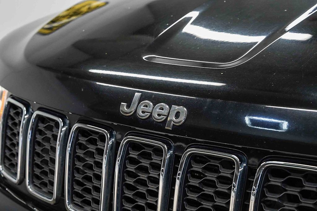 Thumbnail: 2020 Jeep Grand Cherokee - 5