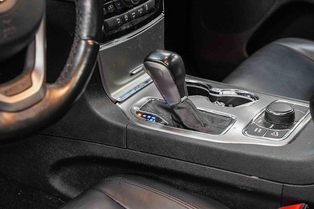 Thumbnail: 2020 Jeep Grand Cherokee - 15