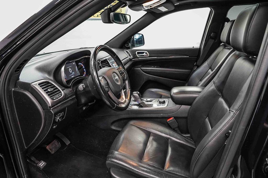 Thumbnail: 2020 Jeep Grand Cherokee - 10