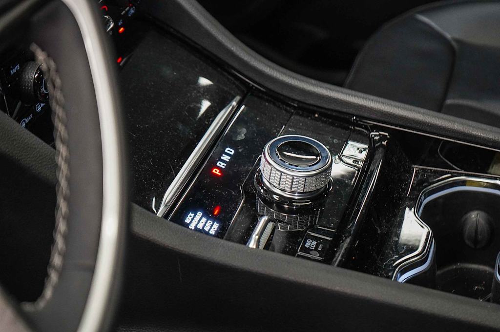 Thumbnail: 2023 Jeep Grand Cherokee - 16