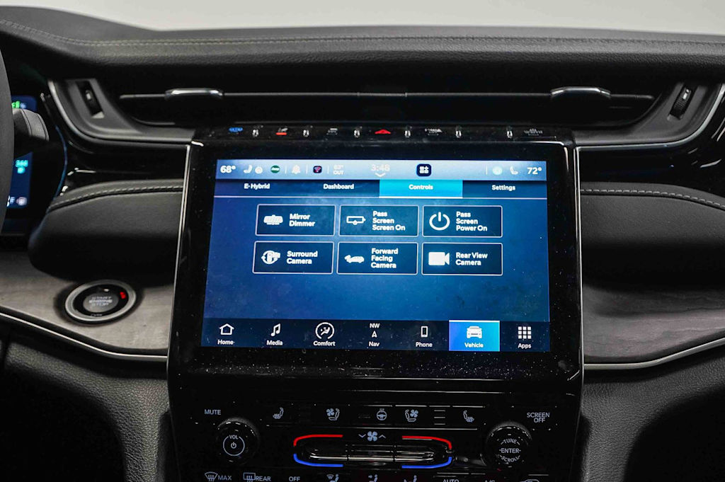 Thumbnail: 2023 Jeep Grand Cherokee - 15