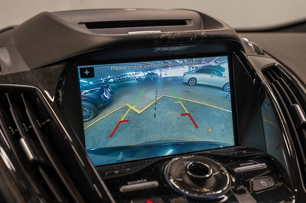 Thumbnail: 2016 Ford C-Max - 28