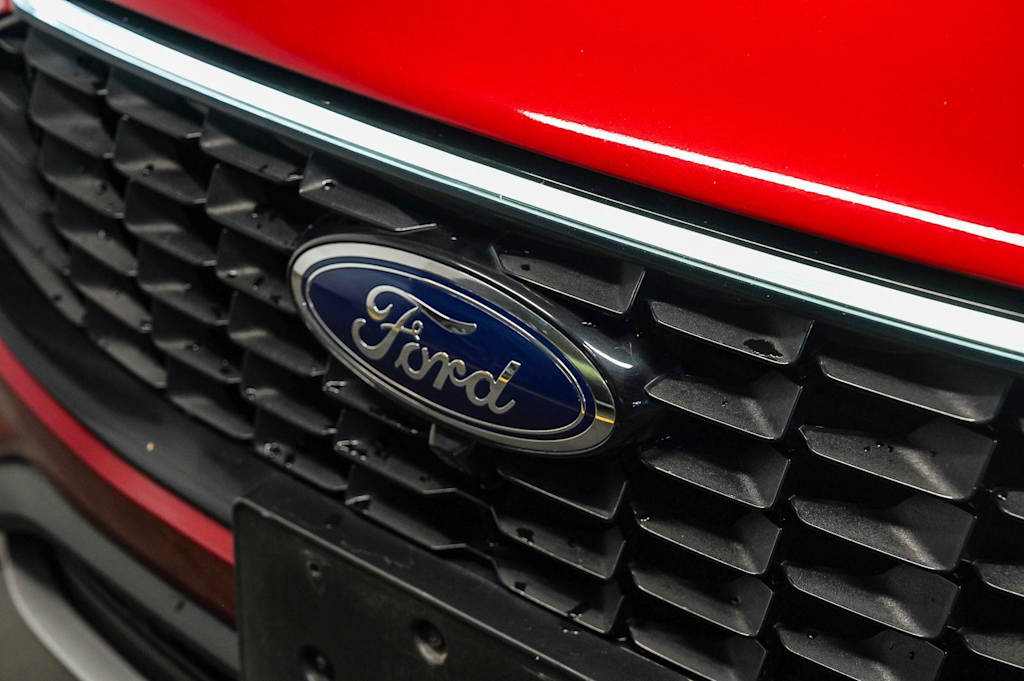 Thumbnail: 2023 Ford Escape - 6