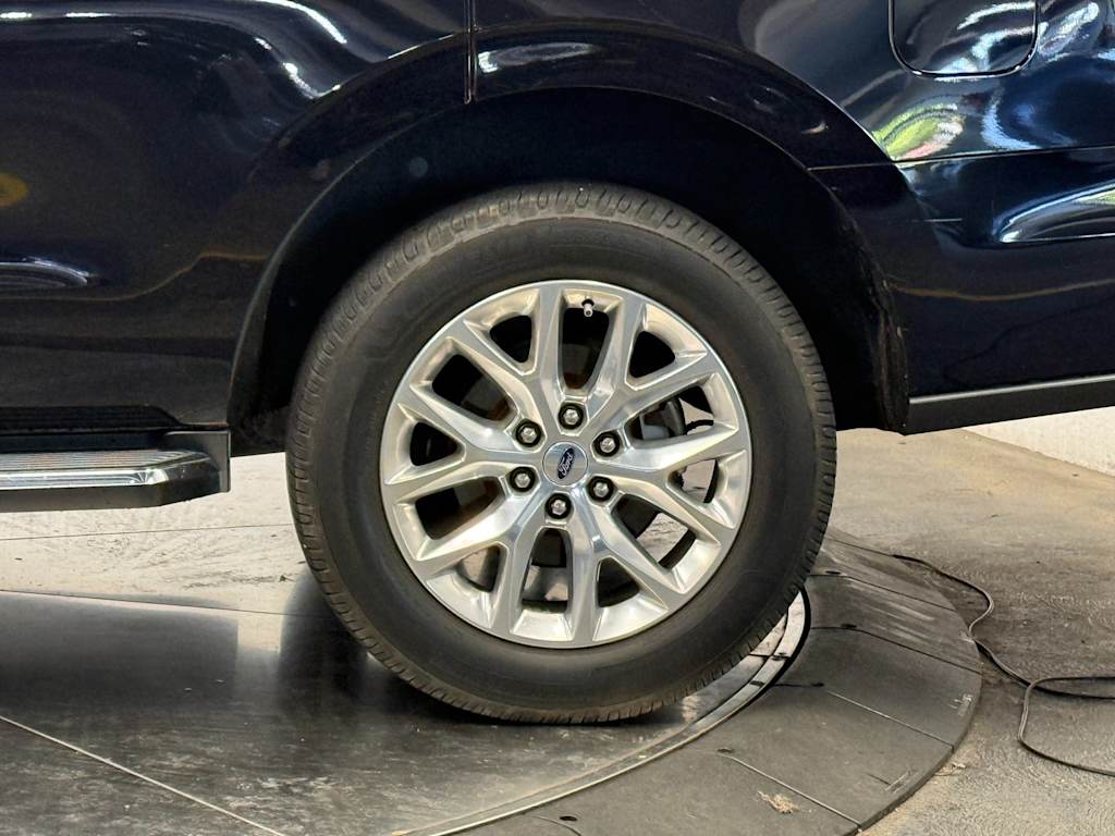 Thumbnail: 2021 Ford Expedition - 19