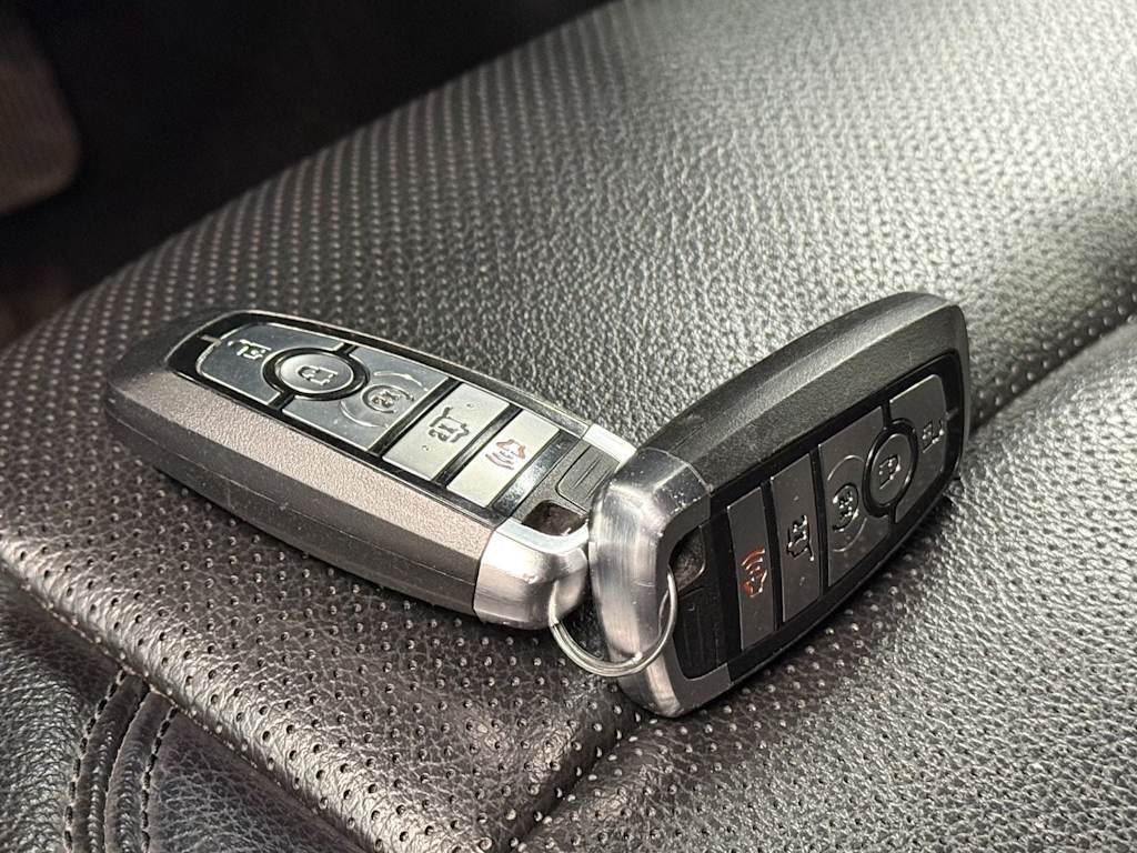 Thumbnail: 2021 Ford Expedition - 14