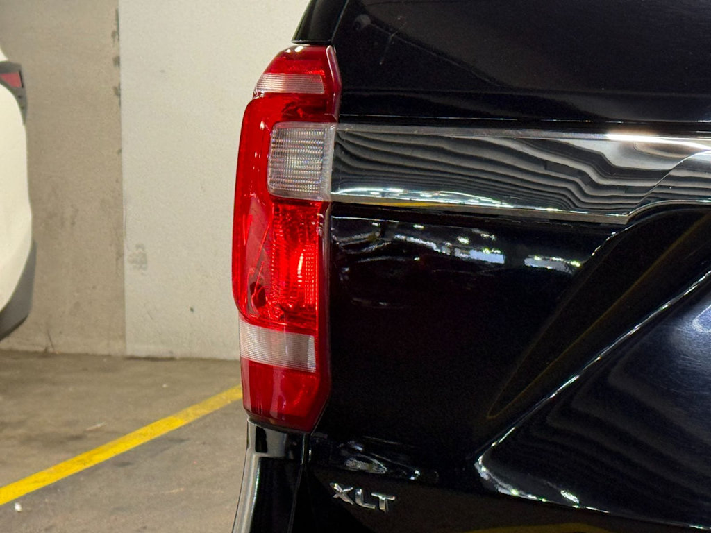 Thumbnail: 2021 Ford Expedition - 20