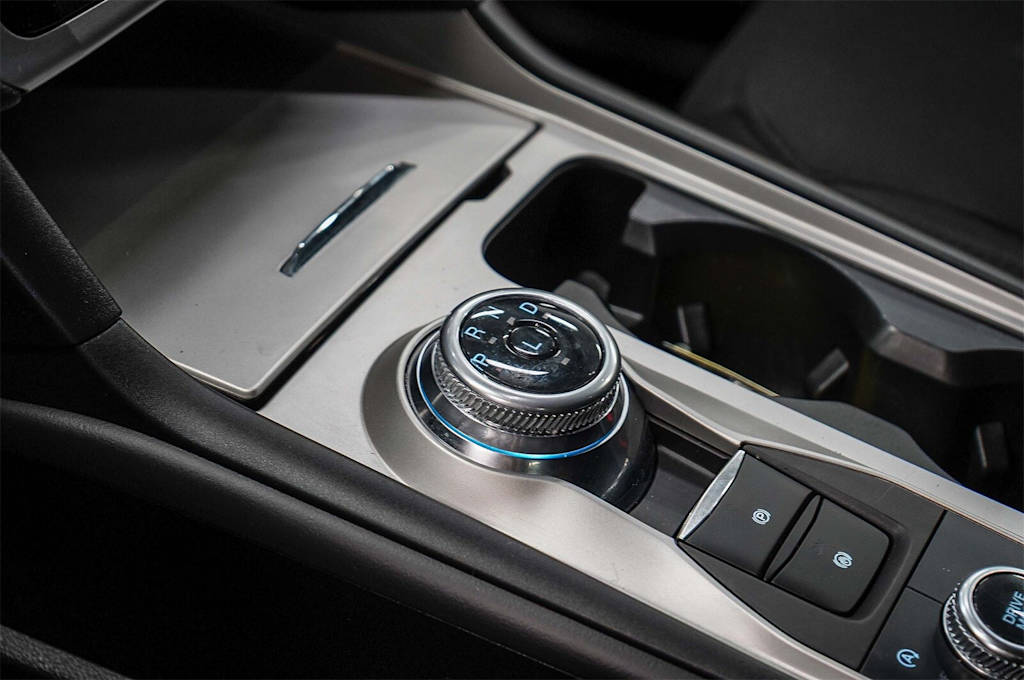 Thumbnail: 2022 Ford Explorer - 15