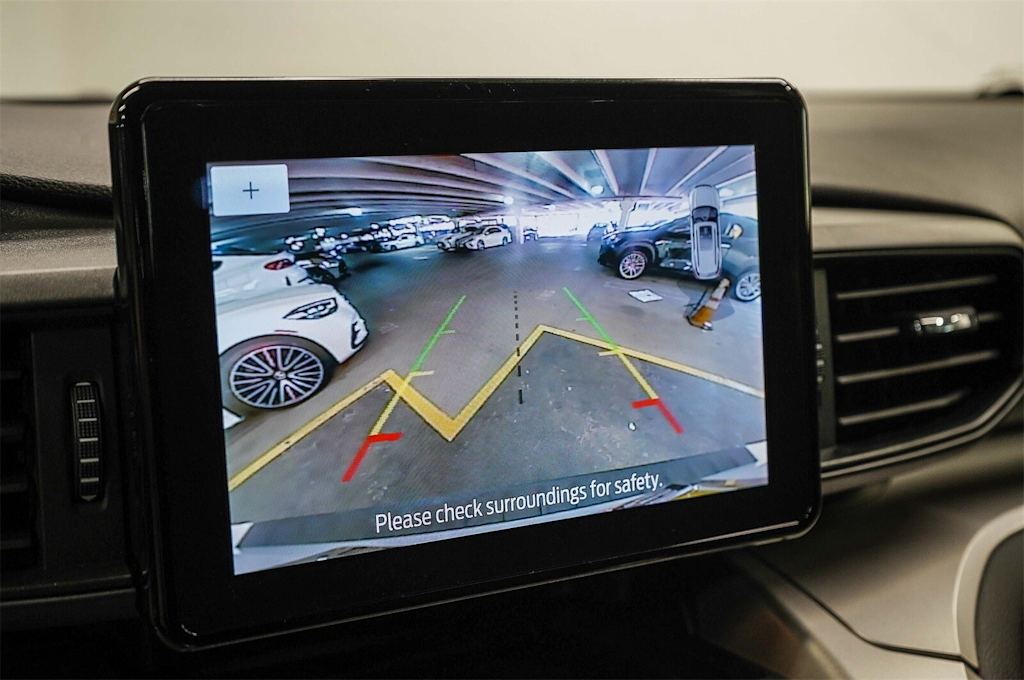 Thumbnail: 2022 Ford Explorer - 28