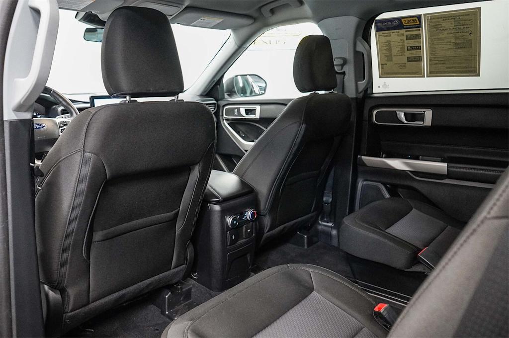 Thumbnail: 2022 Ford Explorer - 12