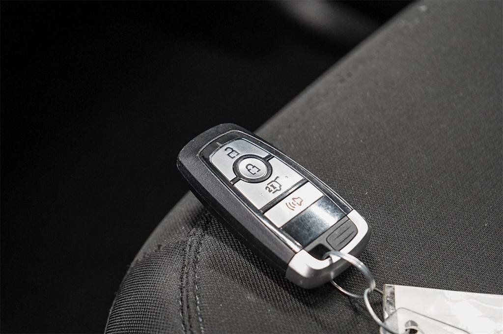 Thumbnail: 2022 Ford Explorer - 18