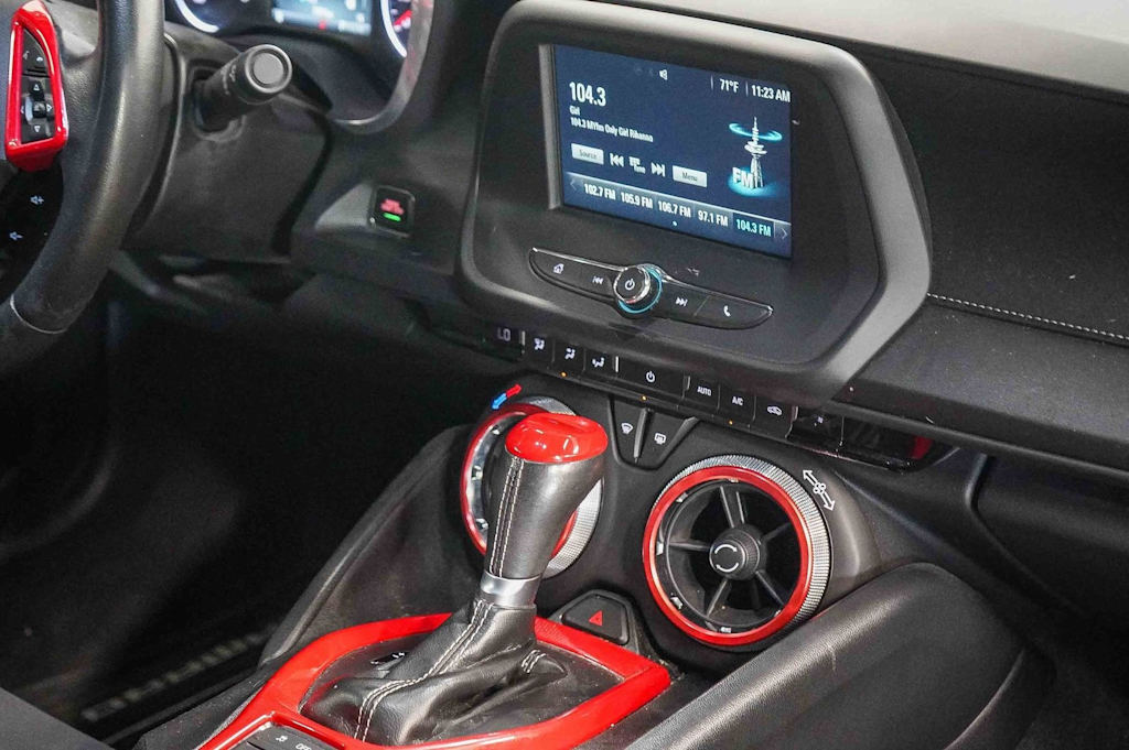 Thumbnail: 2016 Chevrolet Camaro - 12