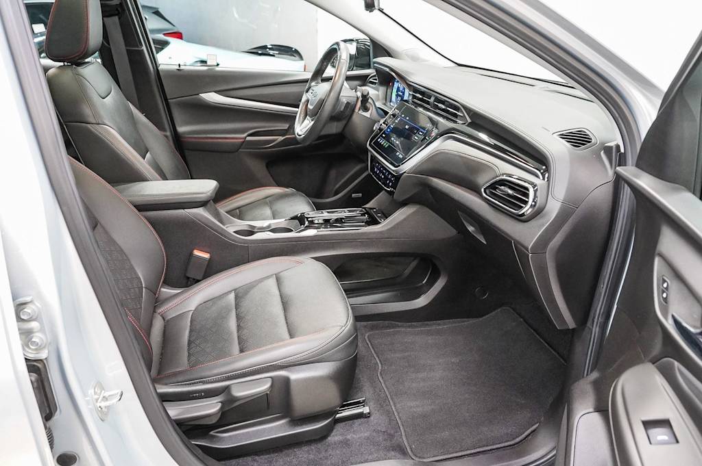 Thumbnail: 2023 Chevrolet Bolt EUV - 10