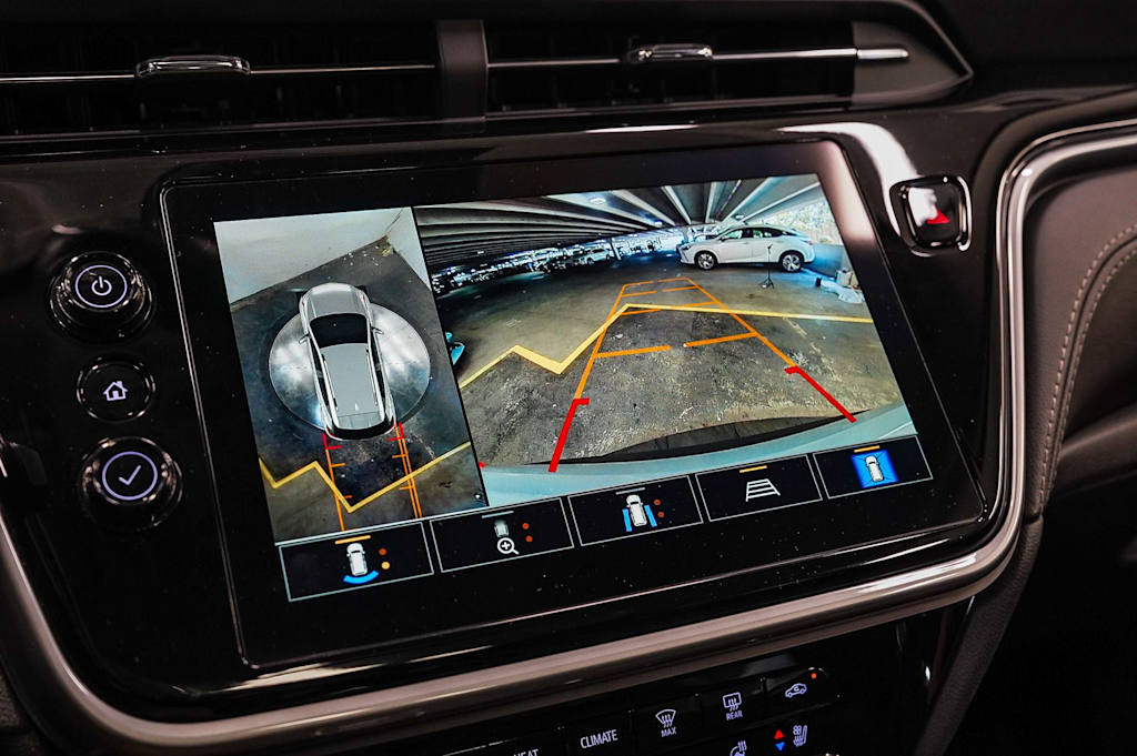 Thumbnail: 2023 Chevrolet Bolt EUV - 22